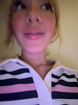 SweetBunnyGF webcam