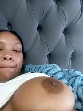 KikiBadgirl webcam