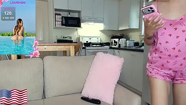 itsmeReina webcam