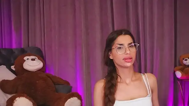 ZariaaVera webcam