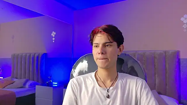 Derek_Sinn webcam