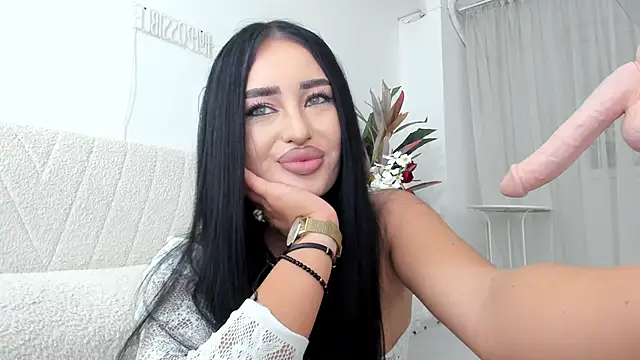 EmeraldKatt webcam