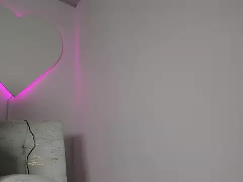 LiaCampbell_ webcam