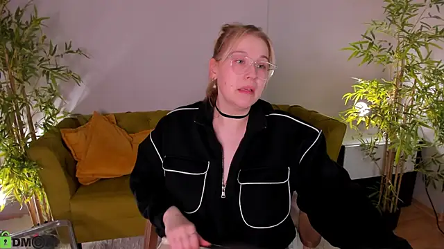 Colleen_Blake live sex cam
