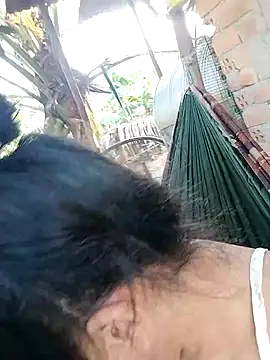 BigAss-69 webcam