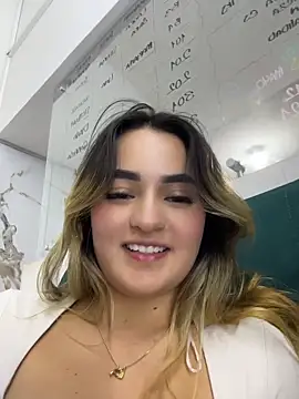 Antonella_Julieta webcam