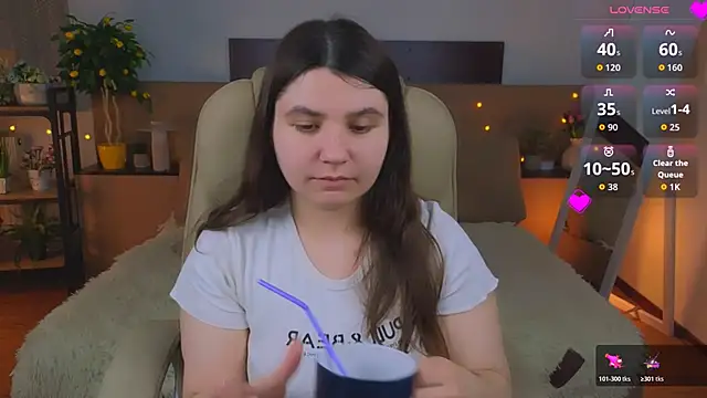 Viola__Shy webcam