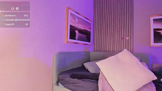 Hailey-Fox webcam