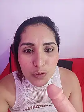 agatha_collinz15 webcam