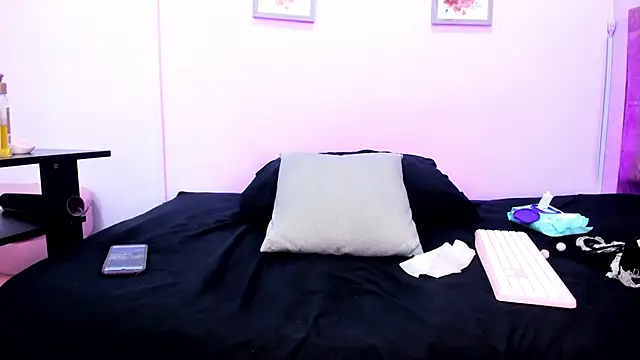 Trinity-presley webcam