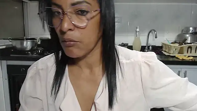 kateleyagrey webcam
