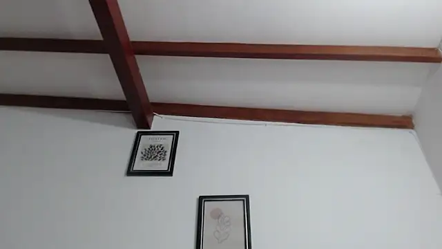 Nikki__uwu webcam