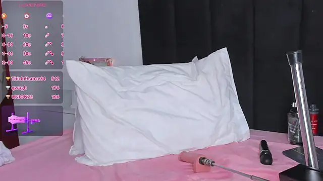 SelenaGmez webcam