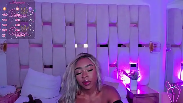 mia_schwarz webcam
