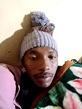 alphamale25 webcam
