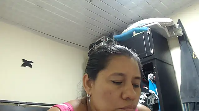 adrixxx38 webcam
