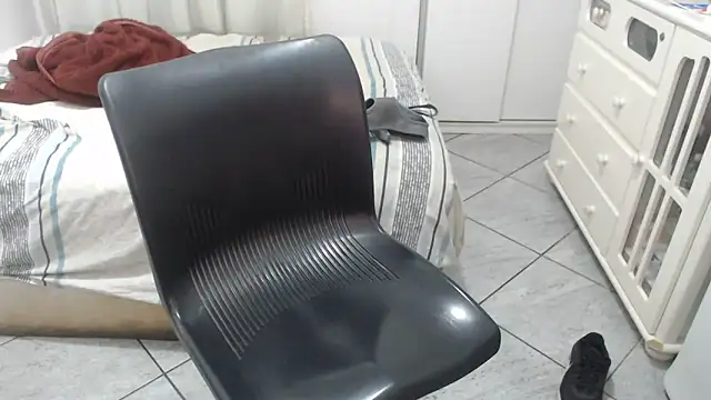 MysterBearMG webcam