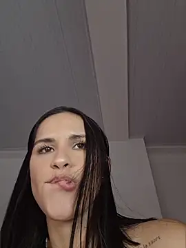 heyshaa webcam