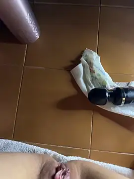 Wet-Pussycat webcam