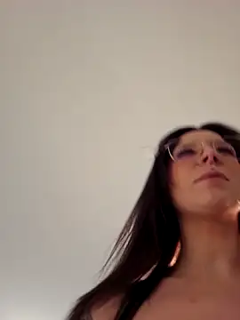 LilyOrion webcam