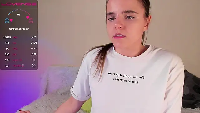 Ema_X_Love webcam