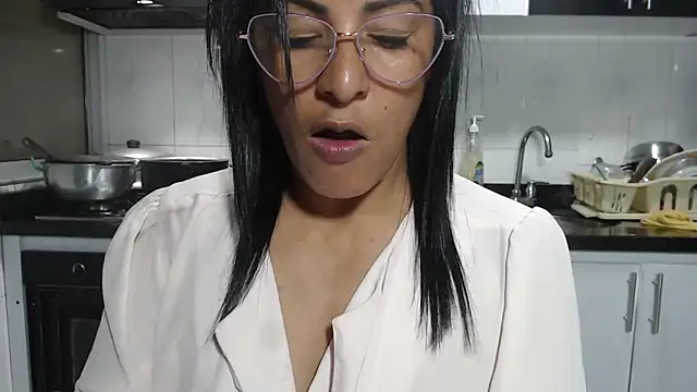 kateleyagrey webcam