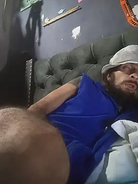 hairy_mannn webcam