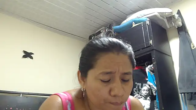 adrixxx38 webcam