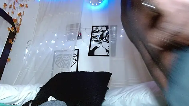 angel_bonbom webcam