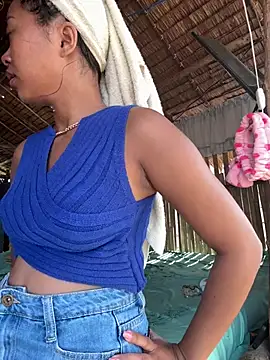 Juliet_official_pro webcam
