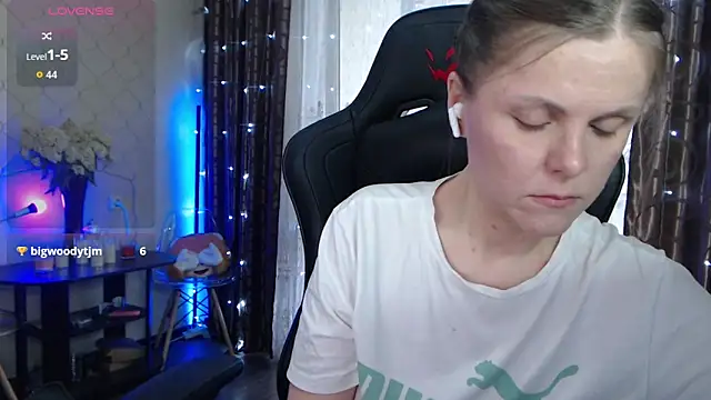 JessieOMays webcam