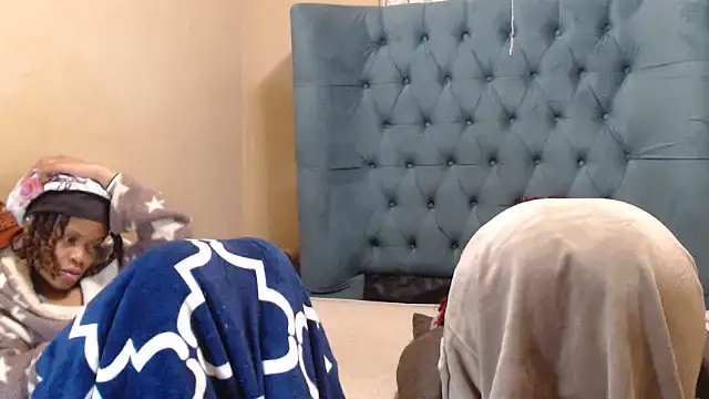EbonyEssence webcam