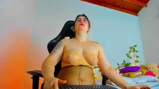 Susan_Foxx webcam