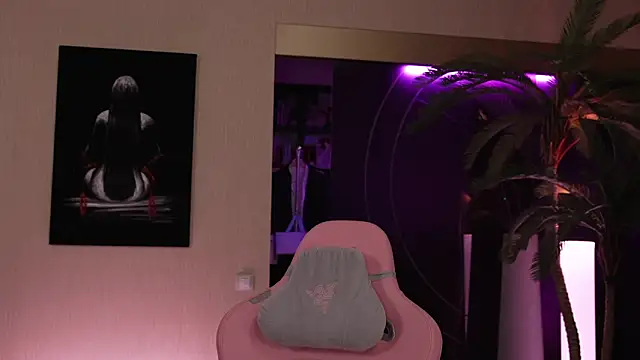 GirlGogo webcam