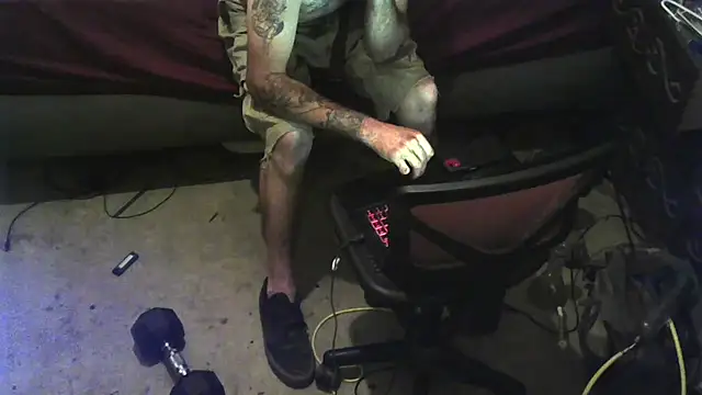 johnny1991blunt - Johnny1991Blunt's free webcam - UK Sex Cams