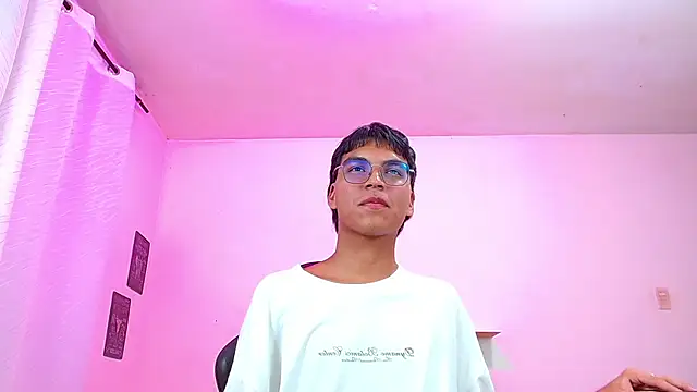 Maecum18 webcam