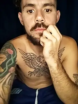 parejajuguetona420 webcam