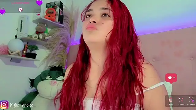 Kylie_brokee webcam