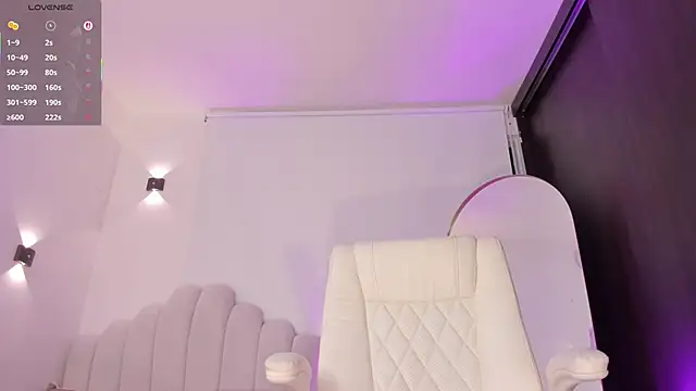 AmberLewis_ webcam