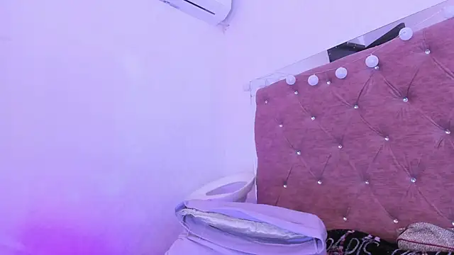 JulianaCarter webcam