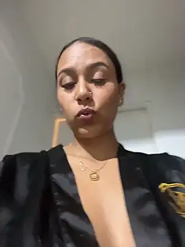 MiilaBlake webcam