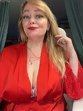 Sweet-blonde webcam