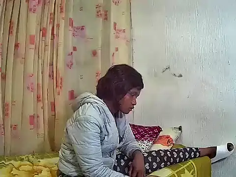CrunchyQueen7 webcam