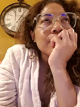 mila38 webcam