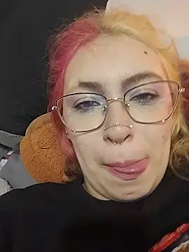 marietaylor_ - MarieTaylor_'s free webcam - UK Sex Cams