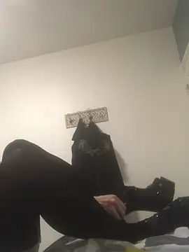 Sexyheelskev webcam
