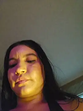 Pretty_Julieta webcam