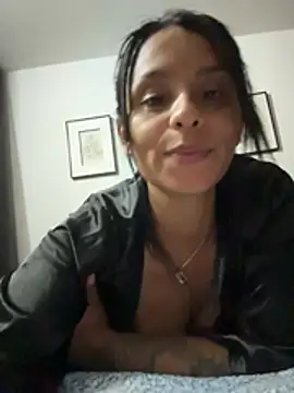 J_loren webcam