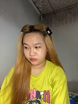 Almira6868 webcam