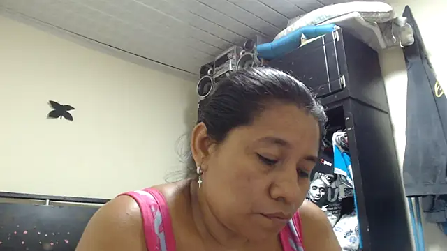 adrixxx38 webcam